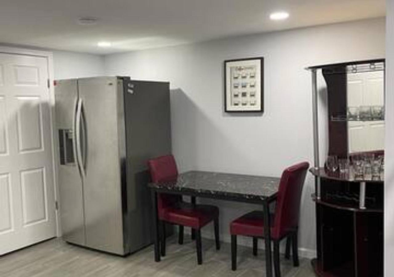 Shanghai 2900 - Vintage Oriental Style 2Br W Parking Near Airport Φιλαδέλφεια Εξωτερικό φωτογραφία